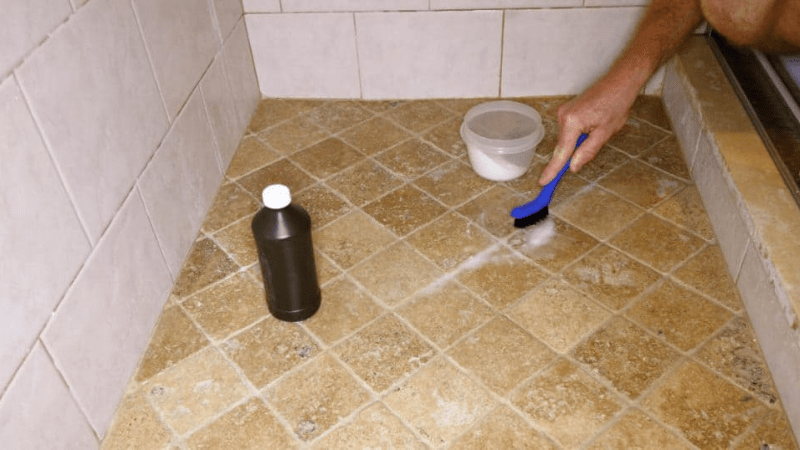 پاک کردن گچ از روی سرامیک با پراکسید هیدروژن و جوش شیرین